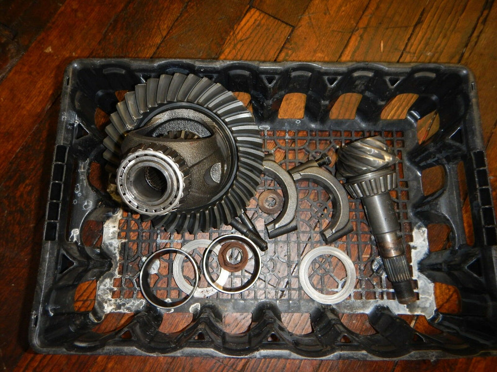 90-06 Wrangler YJ TJ Dana 35 Rear Axle Carrier 3:55 Gear Set