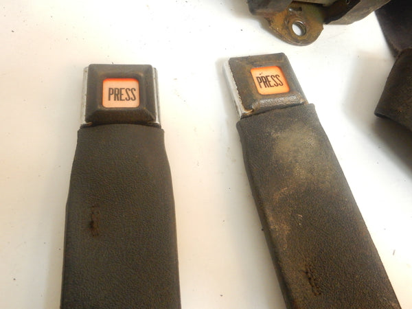 87-91 Wrangler YJ Complete Front Seat Belt Set Shoulder Harness Female End