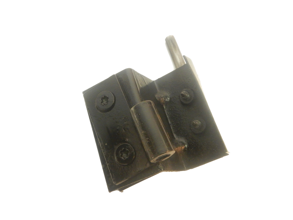 76-95 Wrangler YJ CJ Passenger Right Lower Door Hinge Limit Strap Catch Bracket Pin