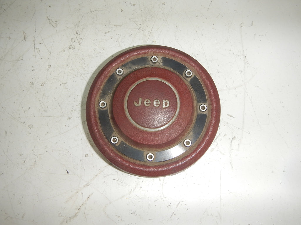 76 -95 Wrangler YJ CJ Cherokee XJ Red Horn Cap Button Cover