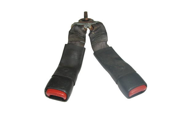 96-01 Jeep Cherokee XJ OEM Driver Rear Seat Belt Female Assembly