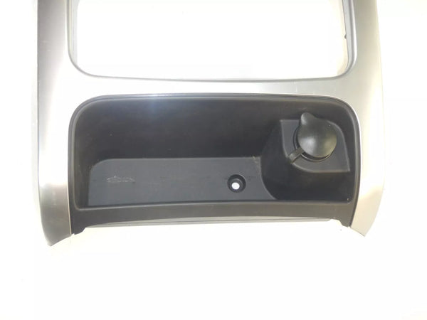 02-07 Jeep Liberty KJ Silver Dash Radio Heater Bezel No Ashtray 5KC22TRMAA