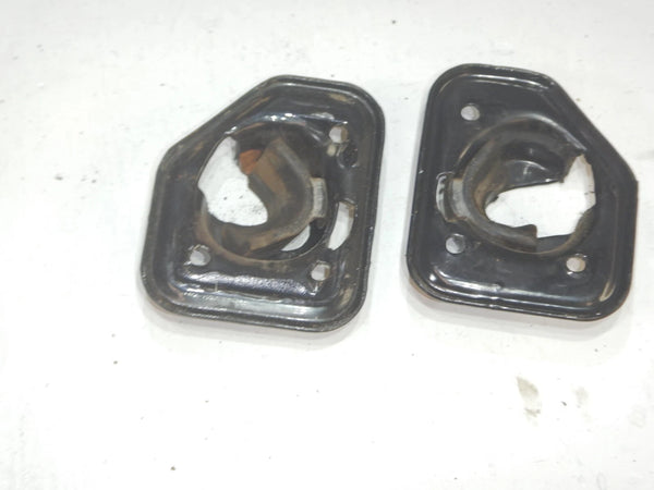 84-01 Cherokee XJ Driver Pass Rear Bench Seat Bracket Lock Latch Striker Pair