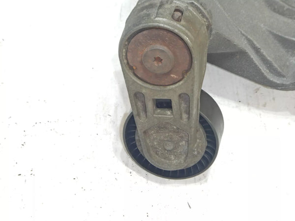 99-04 Grand Cherokee WJ  4.0 6 cyl. Belt Tensioner Alternator Engine Bracket Pulley Tension
