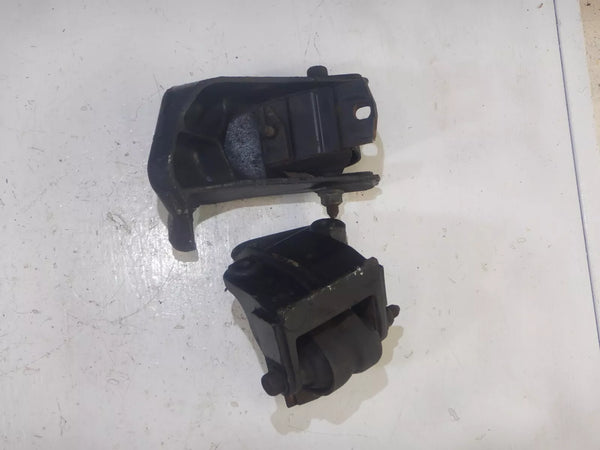 87-99 Wrangler YJ TJ 258 Engine Motor Mount Brackets Driver Passenger