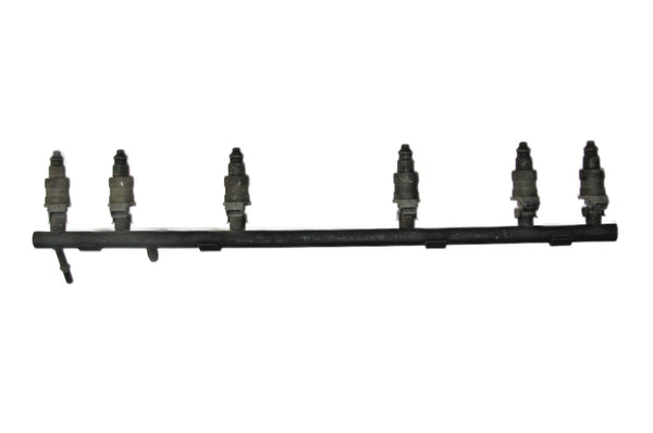 96-98 Cherokee XJ Fuel Rail w/ Injectors 4.0
