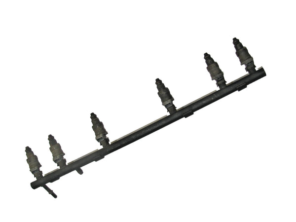 96-98 Cherokee XJ Fuel Rail w/ Injectors 4.0