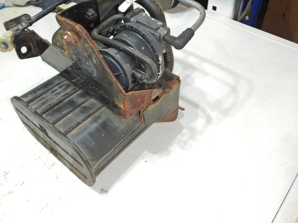 03-04 Wrangler TJ Fuel Vapor Charcoal Canister Evap Pump 52109503