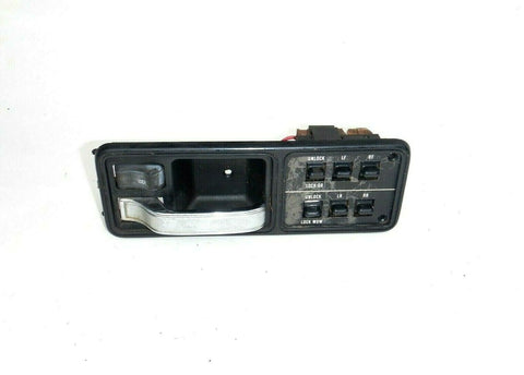 Raamschakelaar OEM 56009449AB - € 29,95 - Nemeco BV Raamschakelaar OEM 56009449AB - € 29,95 - Nemeco BV
