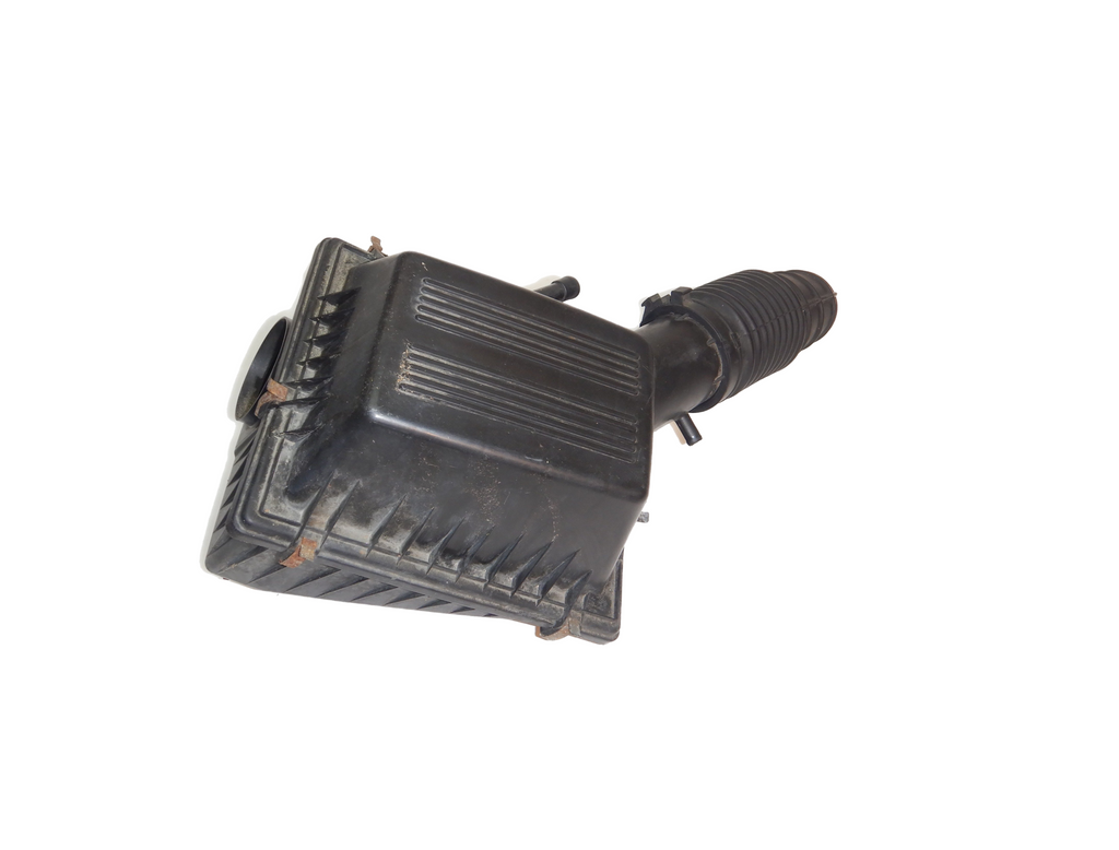 93-98 Grand Cherokee ZJ 4.0 Air Cleaner Filter Tube Assembly 93-98 Grand Cherokee ZJ 4.0 Air Cleaner Filter Tube Assembly
