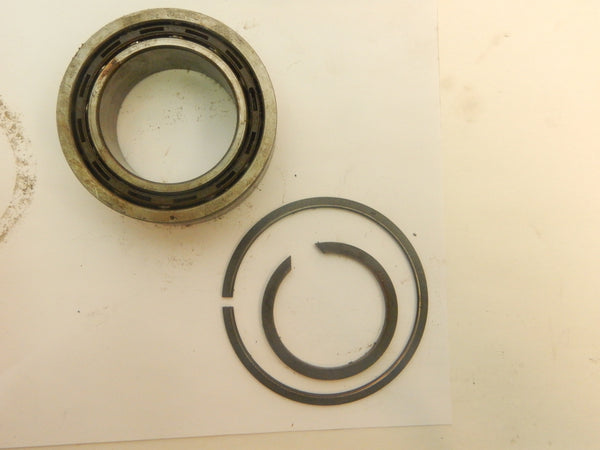 87-92 Cherokee XJ Jeep 242 Transfer Case Input Bearing + Retainer Rings