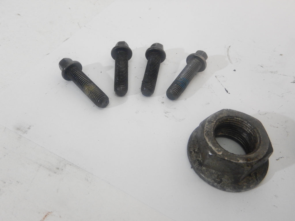 Region Offroad NP231 Transfer Case Studs & Nuts Kit – Grade 8 – Fits Jeep Wrangler YJ TJ 87-06