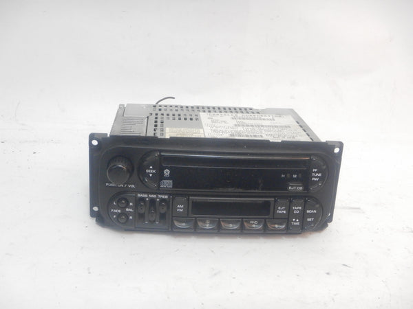 99-01 Grand Cherokee WJ Jeep AM FM Radio Stereo Cassette Player 04858540