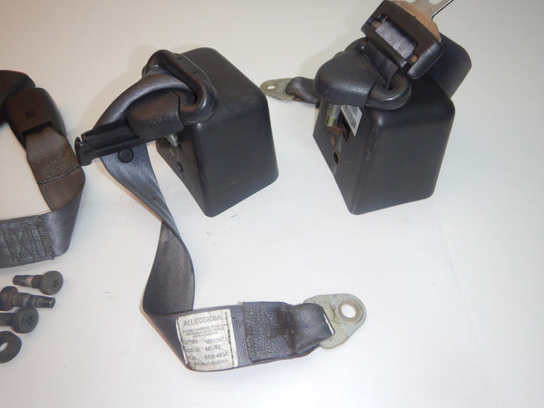 97-02 Wrangler TJ OEM Complete Rear Seat Belts Assembly Set And Hardware